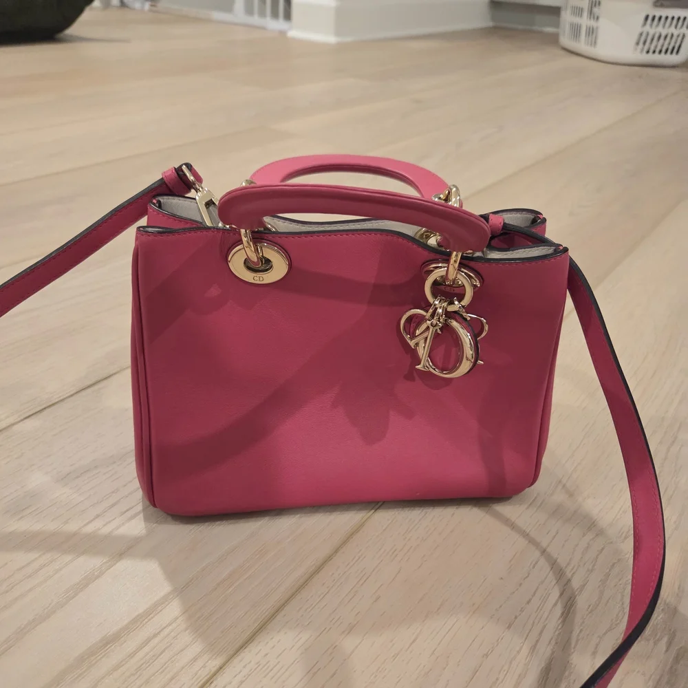 Dior Pink Crossbody Bag with Gold Accents - Picture 1 of 4